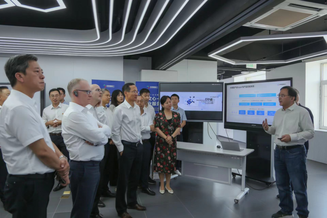 尊龙凯时z6com受邀参加一汽-大众数字化转型体验日，“大决策”构建数智化开展新方向